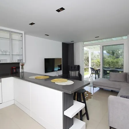 Mira Oezel Havuzlu 3+1 Torba/bodrum * Bodrum